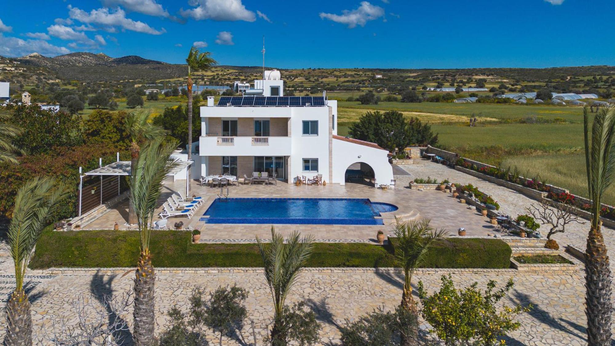 Villa Chrysta Agios Theodoros Exteriör bild