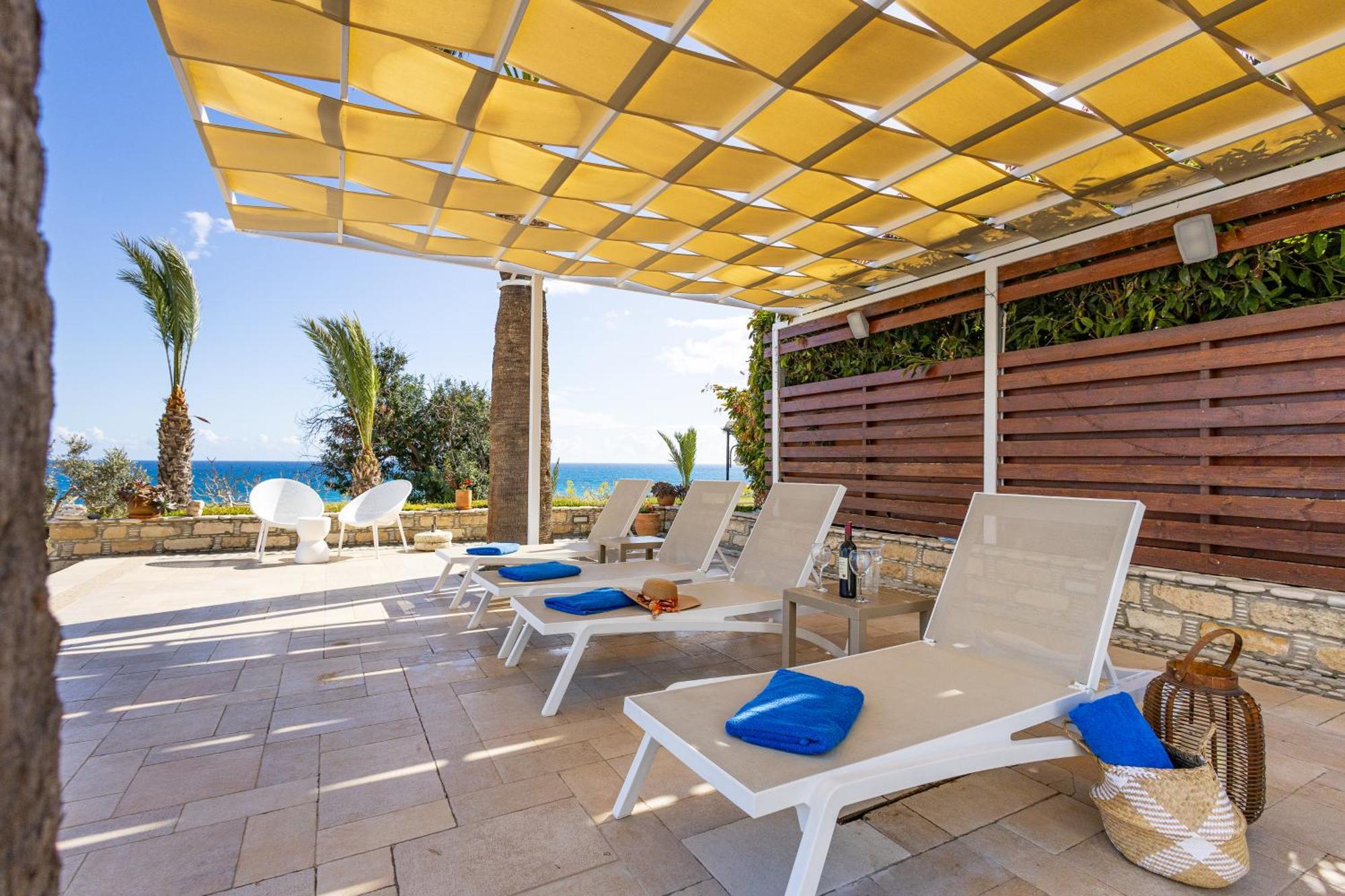 Villa Chrysta Agios Theodoros Exteriör bild