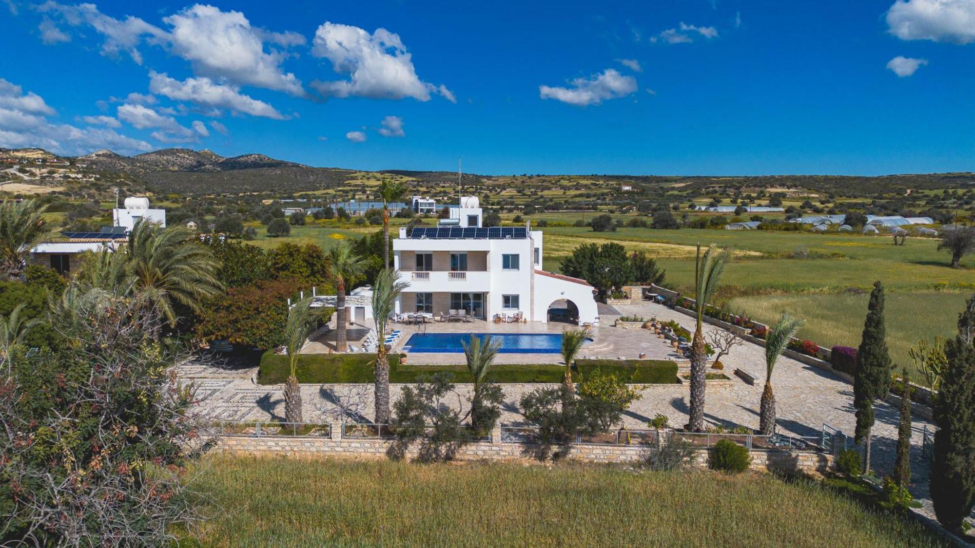 Villa Chrysta Agios Theodoros Exteriör bild